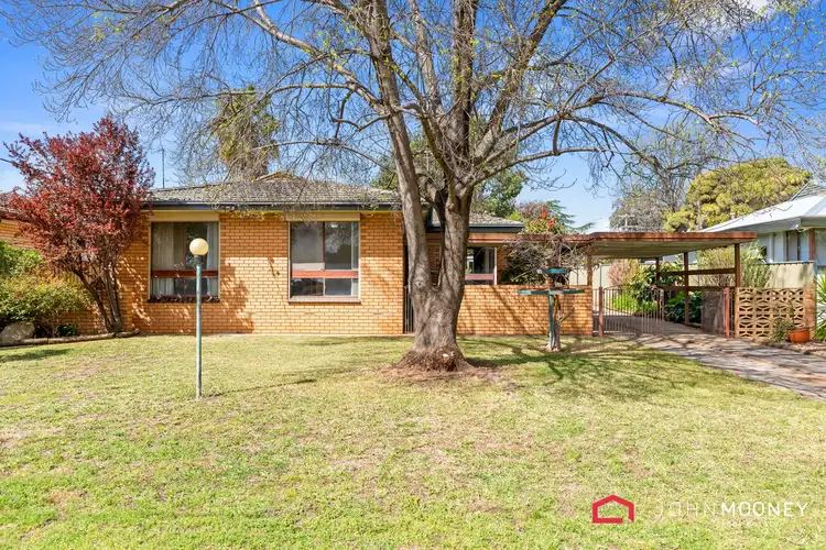 65 Raye Street, Tolland NSW 2650
