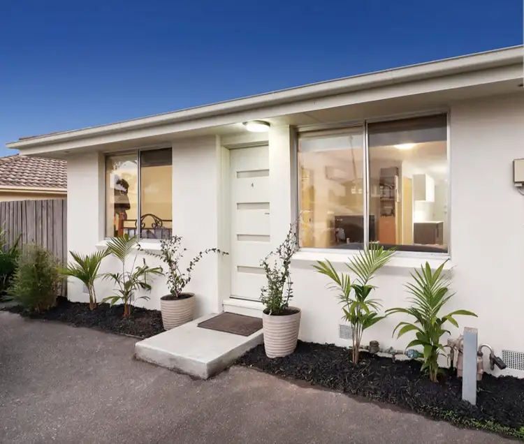 4/29 Broadmeadows Road, Tullamarine VIC 3043