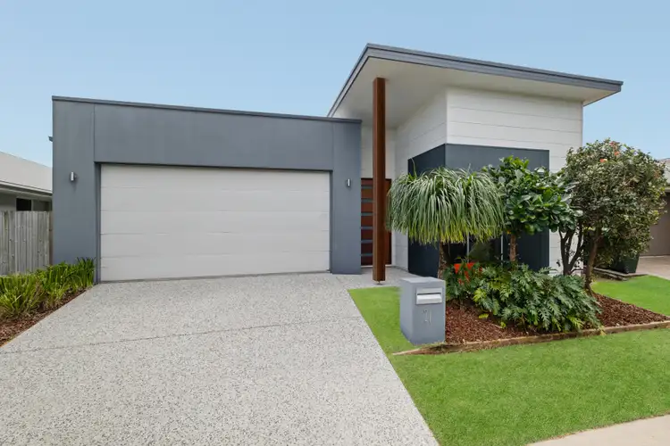 21 Pearl Crescent, Caloundra West QLD 4551