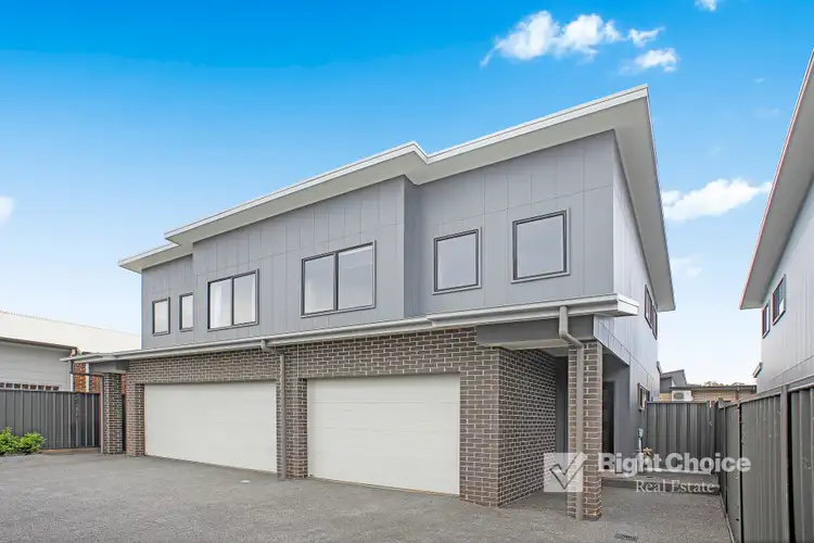 2/62 Raleigh Street, Albion Park NSW 2527