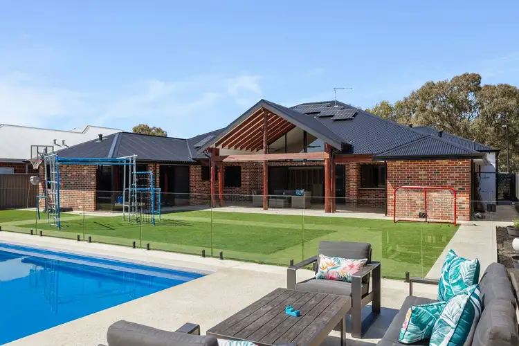 75 Orange Avenue, Upper Swan WA 6069