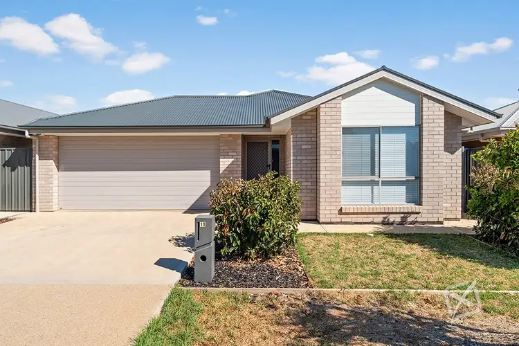 10 Myrta Avenue, Andrews Farm SA 5114