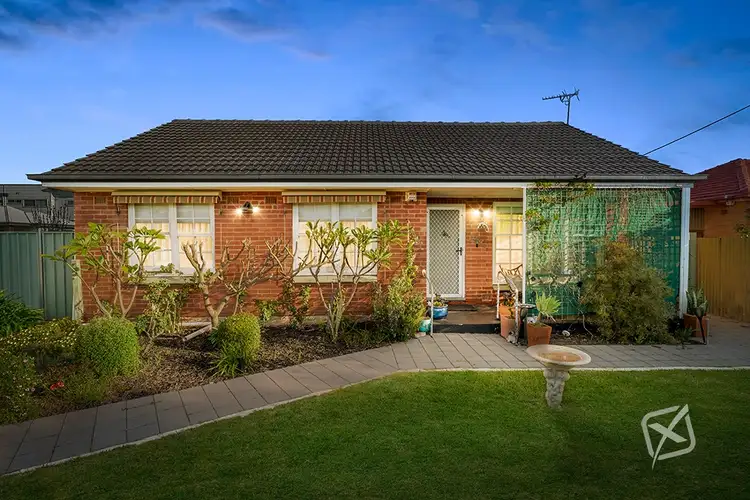 21 Clara Street, Mansfield Park SA 5012