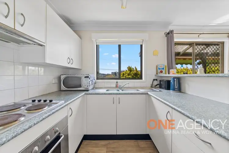 Second view of Homely villa listing, 23/31 Fiona Street, Point Clare NSW 2250
