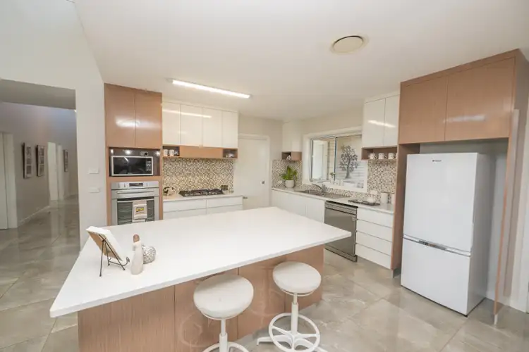 59 Ford Street, Boorowa NSW 2586