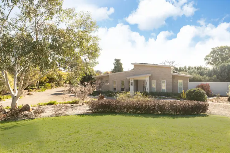 59 Ford Street, Boorowa NSW 2586
