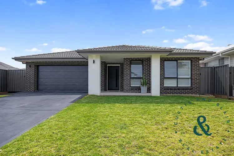 108 Macadamia Circuit, Medowie NSW 2318