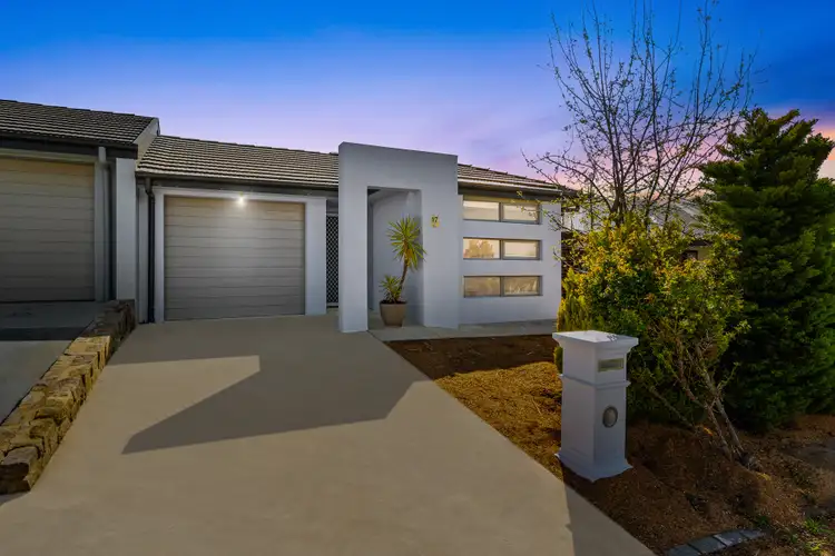17 Patrick Shaw Street, Casey ACT 2913