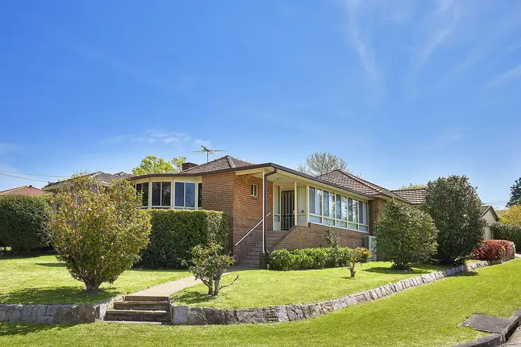 2 Rotherwood Avenue, Asquith NSW 2077