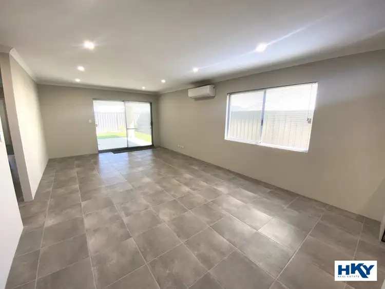 Fifth view of Homely house listing, 4 Jumilla Way, Caversham WA 6055