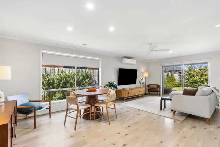 88 Coastside Drive, Armstrong Creek VIC 3217