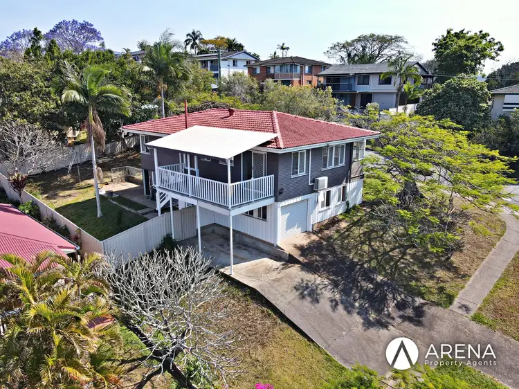 1 Casmaria Street, Mansfield QLD 4122