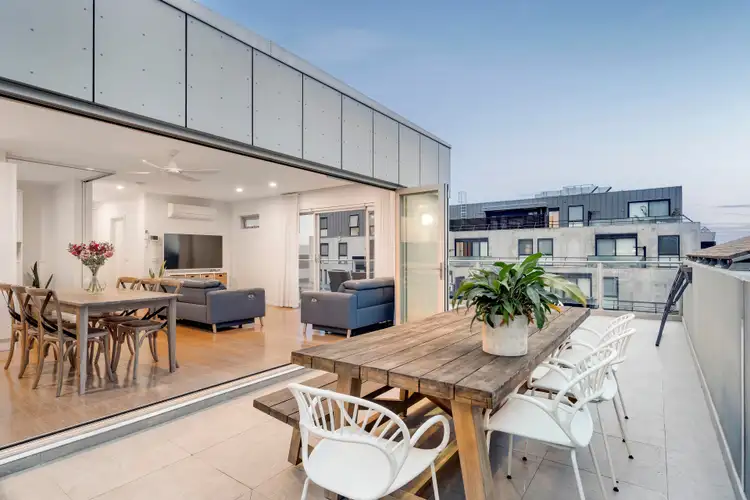 12/6 Sturt Street, Essendon VIC 3040