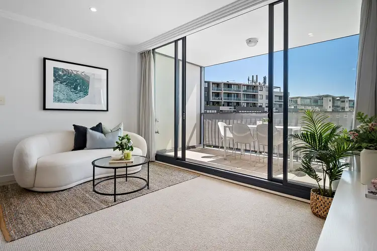 Second view of Homely unit listing, 204/822 Pittwater Road, Dee Why NSW 2099