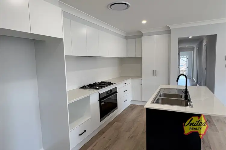 Second view of Homely house listing, 866B Montpelier Drive, The Oaks NSW 2570