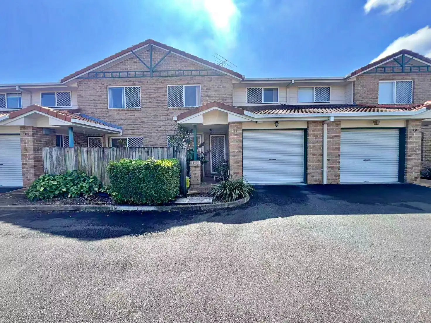 Main view of Homely townhouse listing, 11/9 Premworth Place, Runcorn QLD 4113