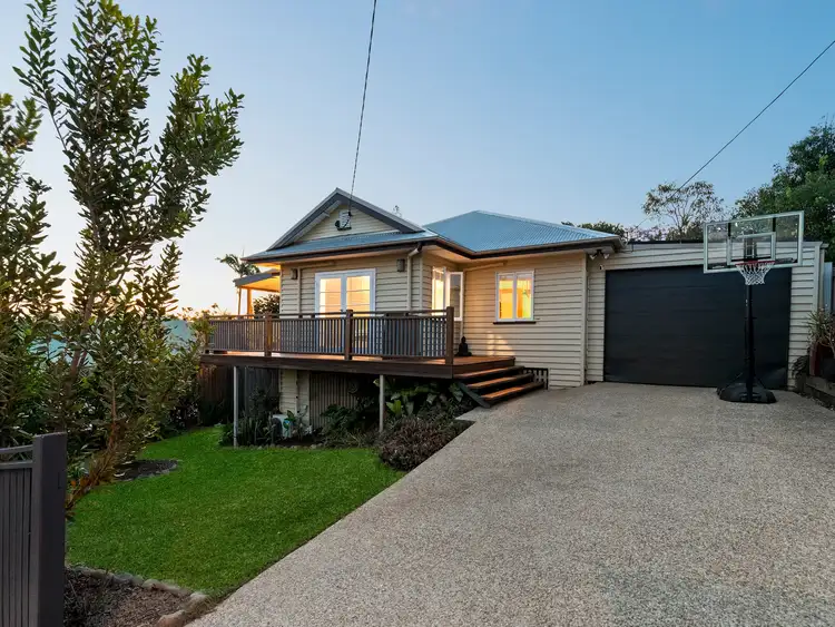 98 Florence Street, Carina QLD 4152