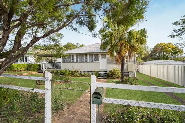 39 Edward Street, Kalbar QLD 4309