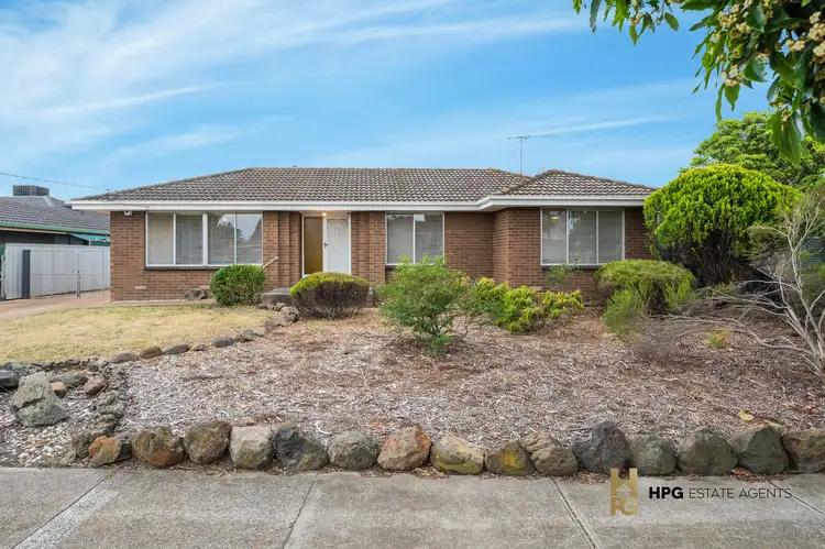 8 Ashton Street, Sunbury VIC 3429