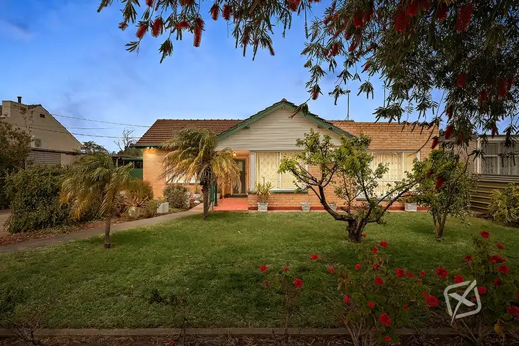 5 Inverell Avenue, North Plympton SA 5037