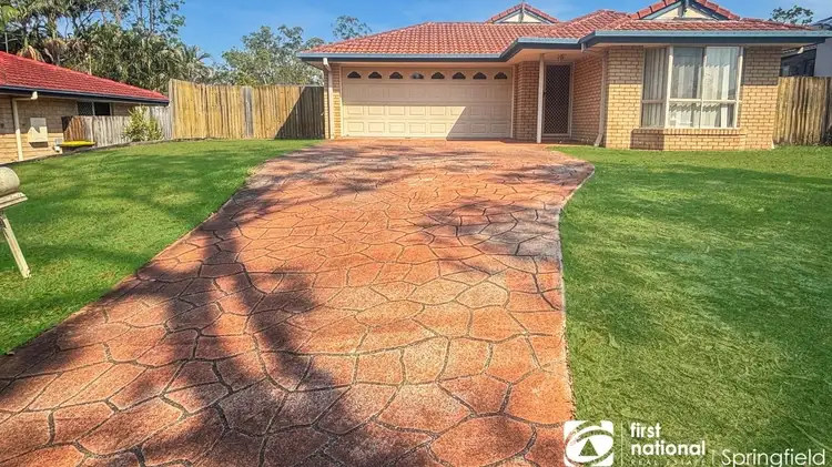 32 Jubilee Avenue, Forest Lake QLD 4078