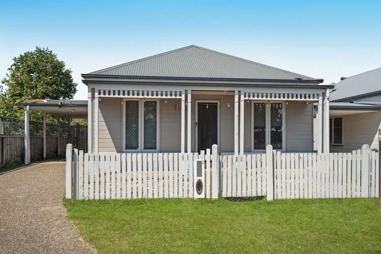 9 Apex Place, Redbank Plains QLD 4301