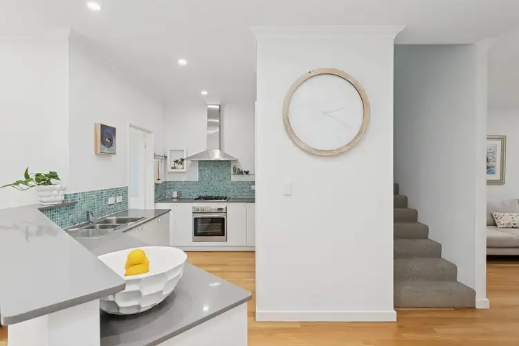 1/7 Keightley Road East, Shenton Park WA 6008