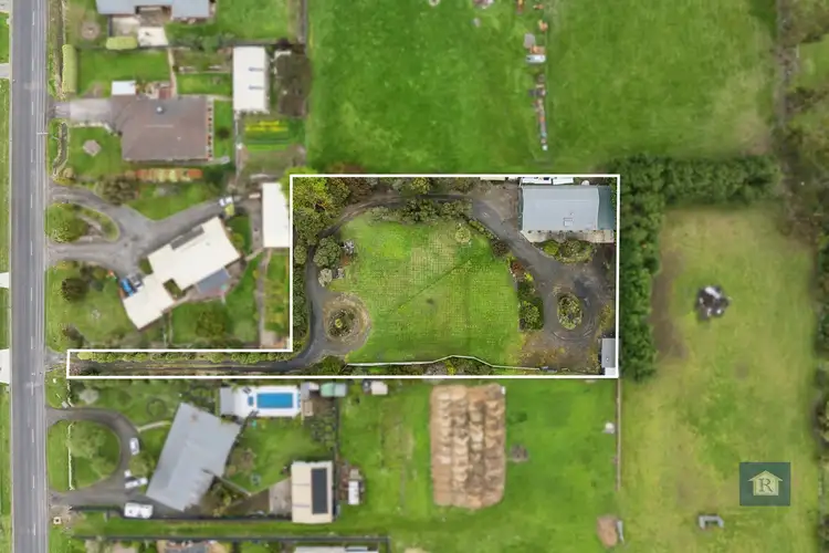19 Irrewillipe Road, Elliminyt VIC 3250