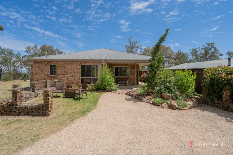 84 Ursula Road, Armidale NSW 2350