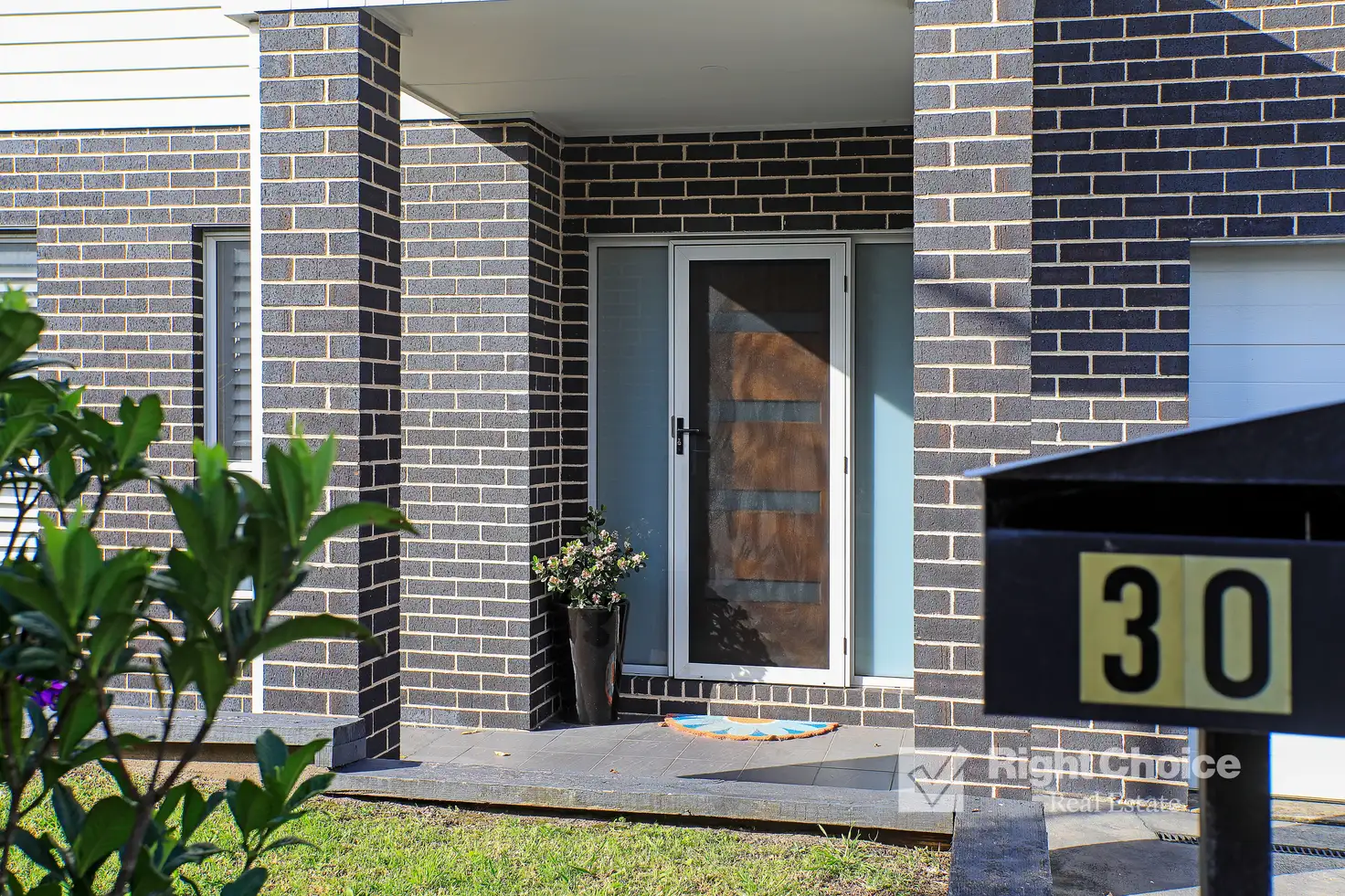 Main view of Homely townhouse listing, 30 Dillon Road, Flinders NSW 2529