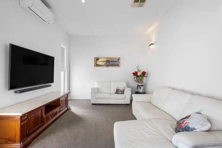 Seventh view of Homely house listing, 15 Oak Court, Minyama QLD 4575