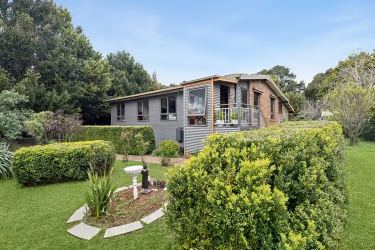 24 Coomoora School Road