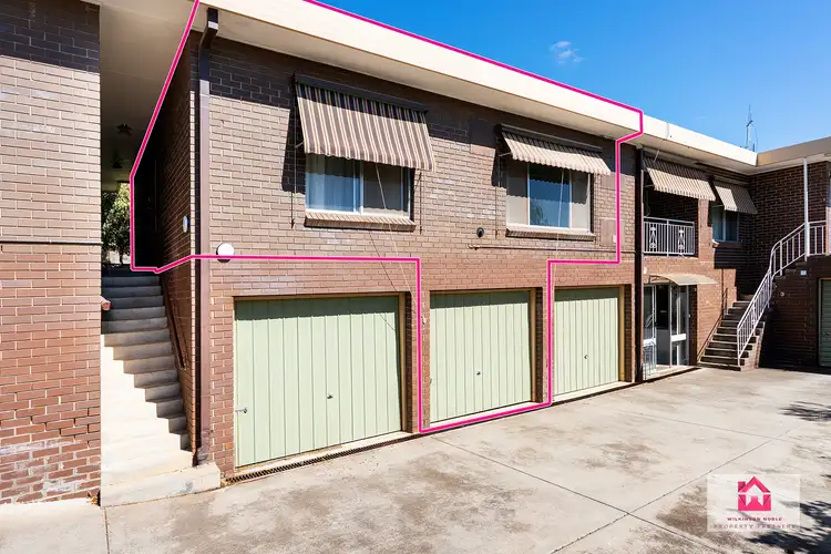 2/6 Park Street, Strathdale VIC 3550
