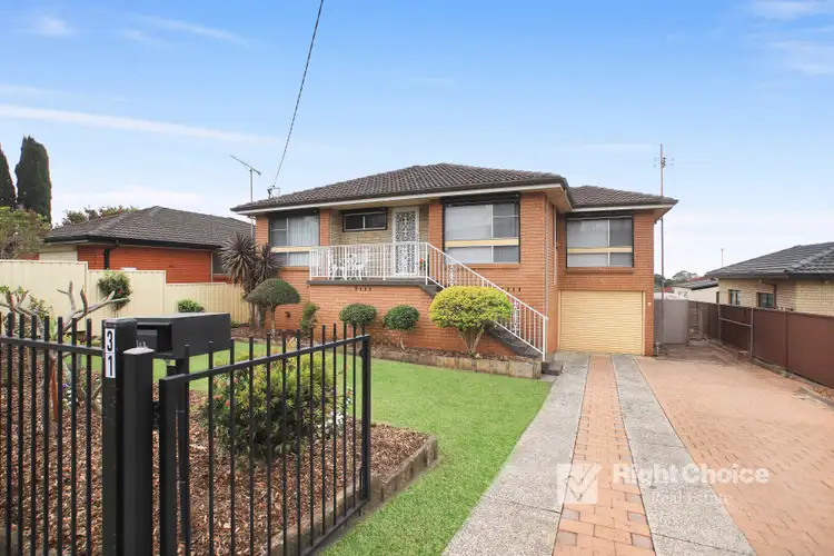 31 Gipps Crescent