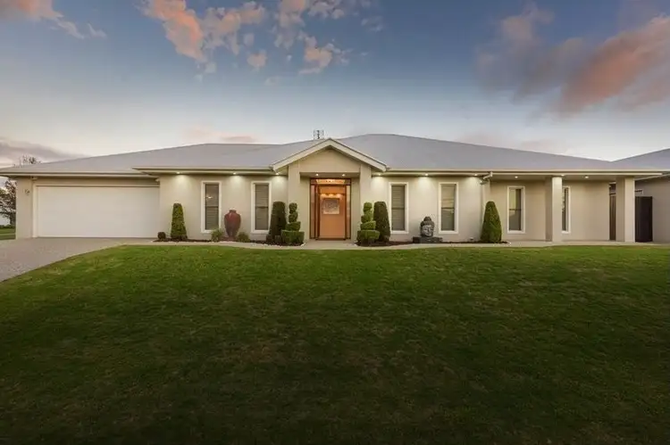 13 Dunbar Court, Highfields QLD 4352