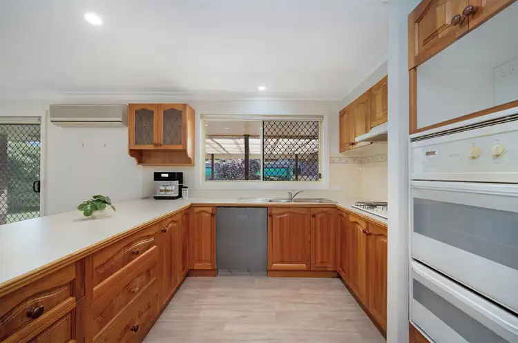 Sixth view of Homely house listing, 33 Evelyn Crescent, Warrnambool VIC 3280