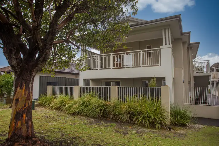 5/124 First Avenue, Bassendean WA 6054