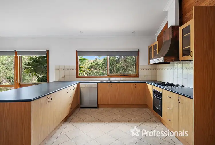 Fourth view of Homely house listing, 4/9 Howard Street, Seville VIC 3139