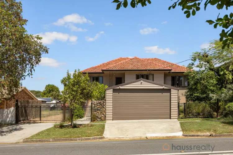 80 Englefield Road, Oxley QLD 4075