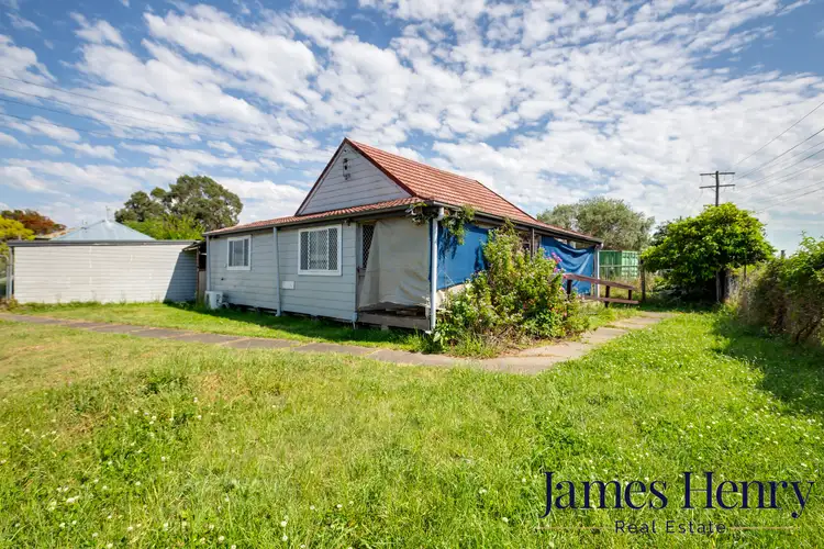 39 Maitland Road, Hexham NSW 2322