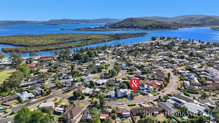 24 Camellia Circle, Woy Woy NSW 2256