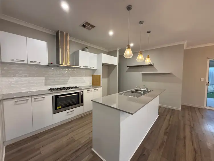 8 Heriot Street, Brabham WA 6055