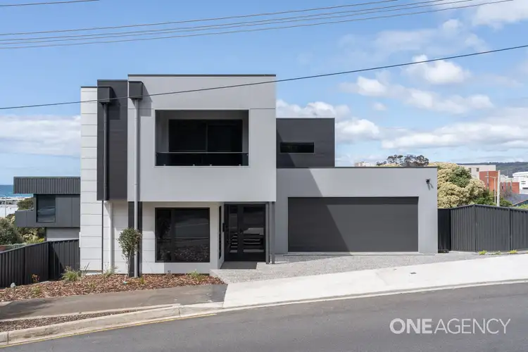 39 Queen Street, Burnie TAS 7320
