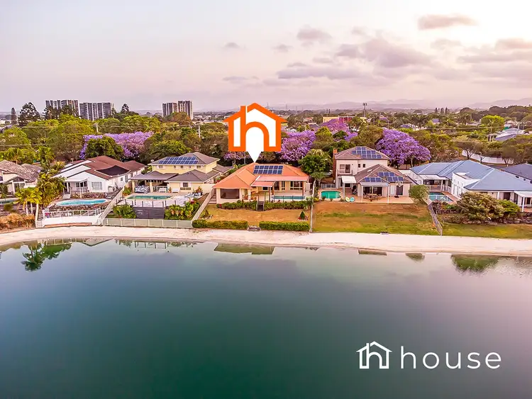 102 Cypress Drive, Broadbeach Waters QLD 4218