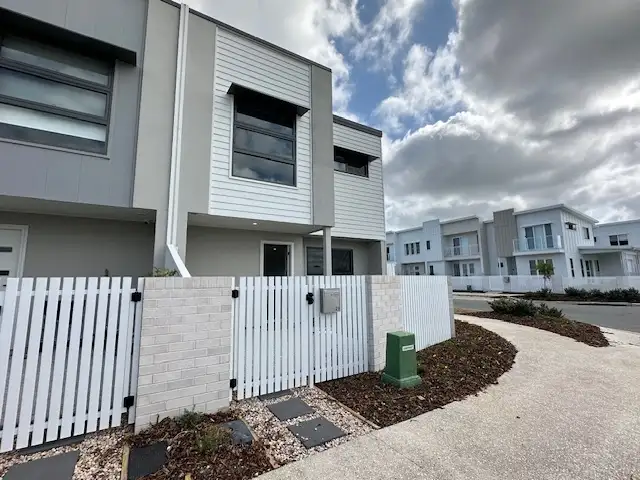 Second view of Homely house listing, 21 Aspley Crescent, Nirimba QLD 4551
