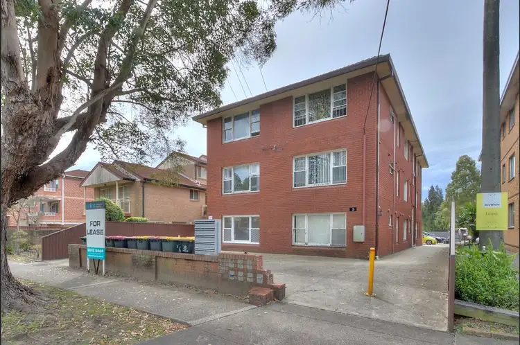 2/5 Seventh Avenue, Campsie NSW 2194