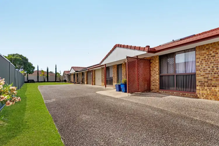 2/7 Nina Parade, Arundel QLD 4214