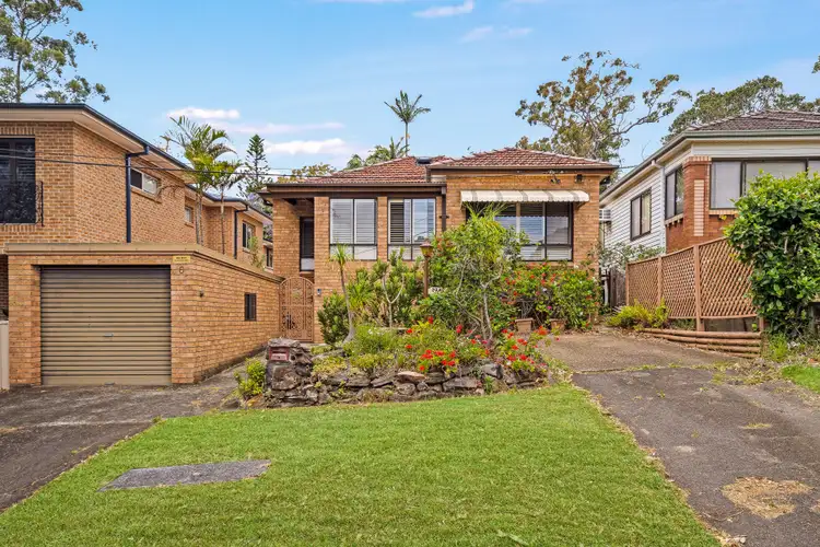 6 Yamba Road, Como NSW 2226