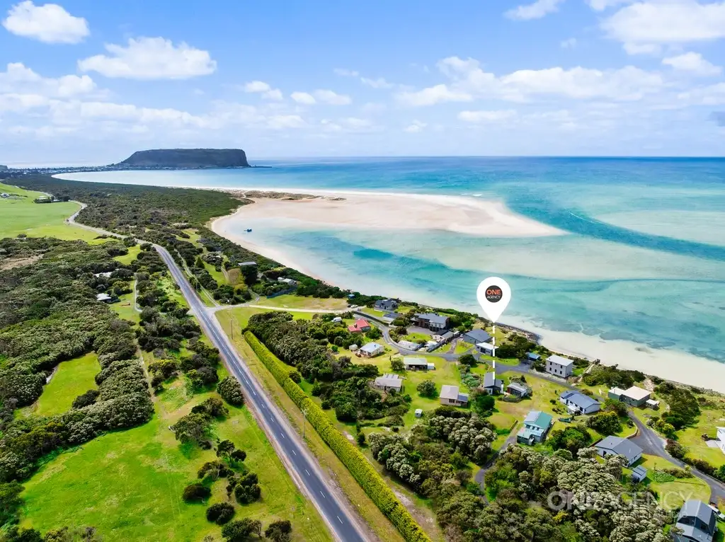 Main view of Homely villa listing, 5/270 Stanley Highway, Stanley TAS 7331