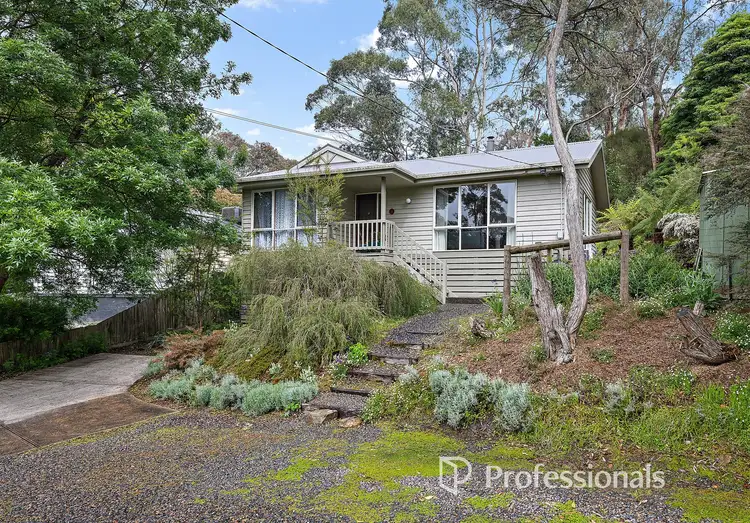 18 Falkingham Road, Mount Evelyn VIC 3796